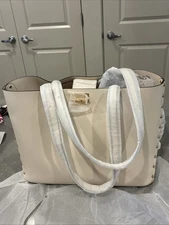 Michael Kors LG Tote LT Cream Leather with Gold Hardware Excellent Condition