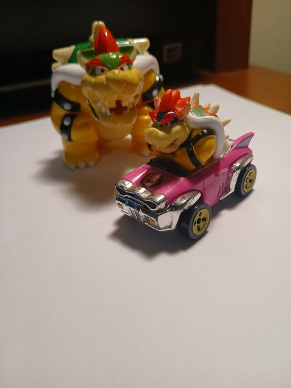 Super Mario Bower Badwagon & Mcdonalds Bower.