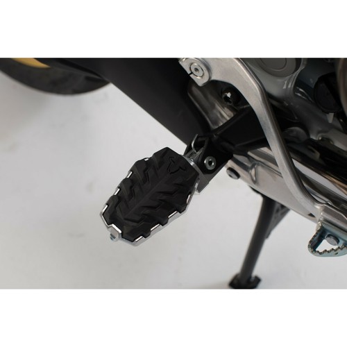 SW Motech Ion Footrest Kit Yamaha XT 
