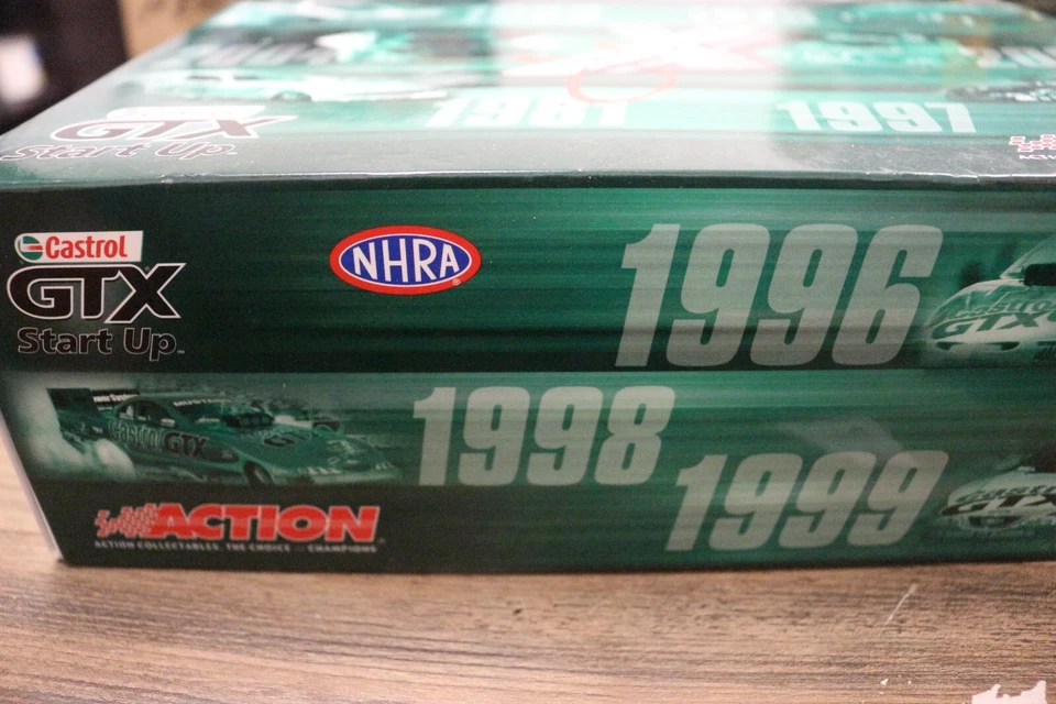 John Force 30 Aniversario Edición Limitada Escala 1:24 Foto 4 de 4