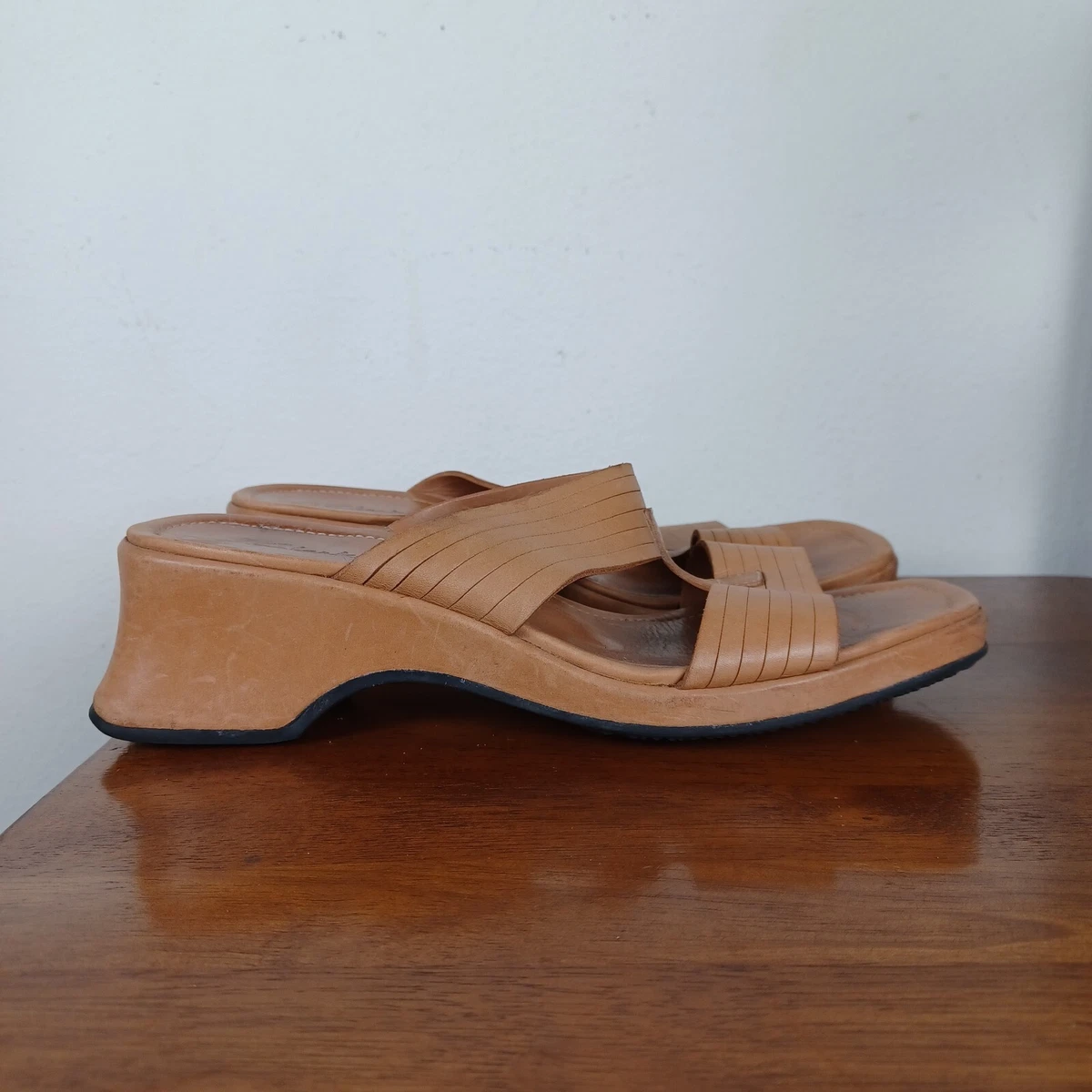 Vintage 2000s Clarks Sz 10 Tan Leather Slide Sandals Square Toe Chunky Heel