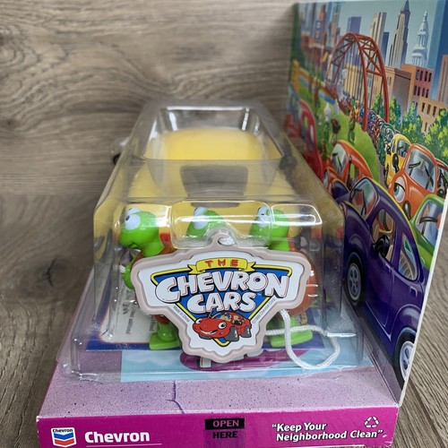 Piezas móviles Chevron Cars Casey 1999 cupé amarillo para automóvil vehículo - Imagen 4 de 8
