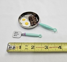 1996 Tyco Kitchen Littles Frying Pan Eggs Bacon Spatula Replacement Accessories
