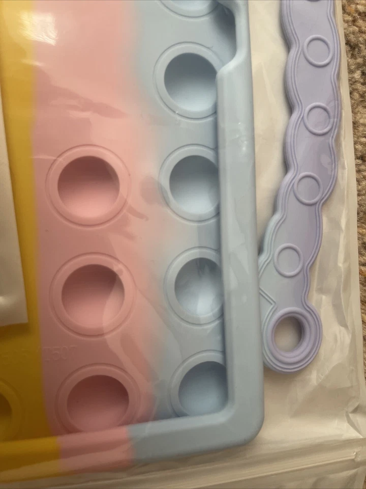 Pop Fidget It Bubble Case For Samsung Galaxy A7 10- Approx 240 mm By 150 mm - Image 3 of 4