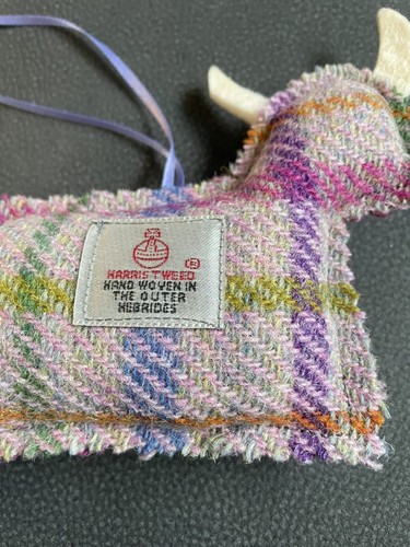 Harris Tweed Highland Cow Creation - Picture 2 of 4