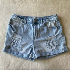Forever 21, light wash distressed high rise denim shorts, size 6/28