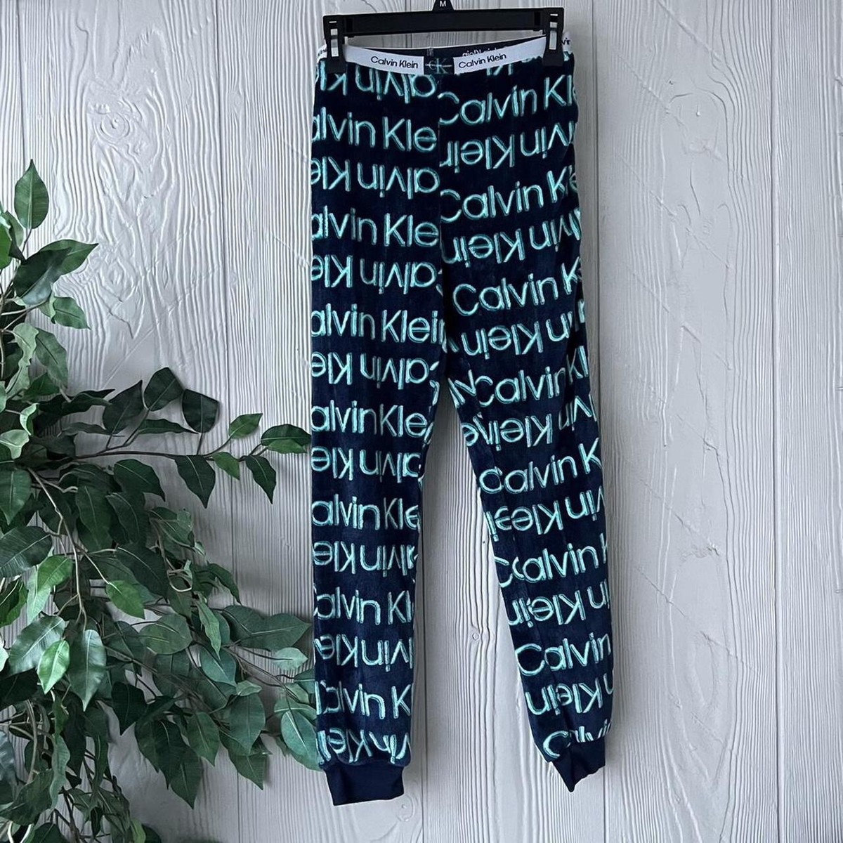 トリプルX calvin klein navy blue fleece fuzzy pajamas pants joggers size