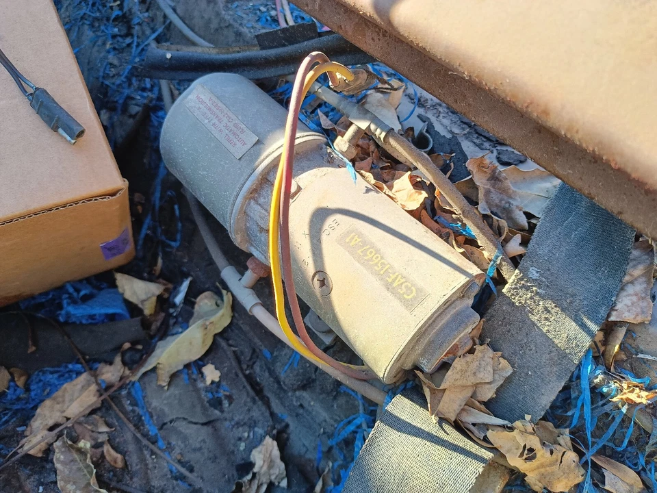 1966 Ford Galaxie Mustang Convertible Top Hydraulic Motor Pump C5AF-15667-A1 - Image 3 of 4