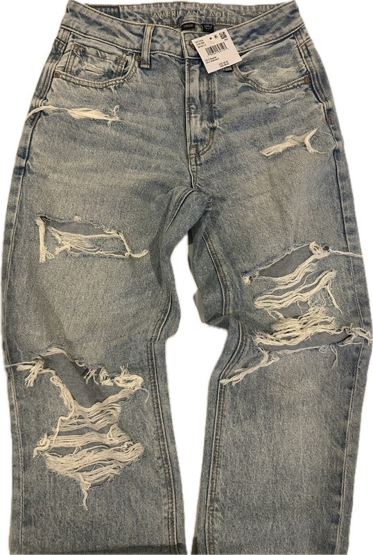 American Eagle Outfitters Women's Jeans Size 2 Strigid Distressed Light Wash