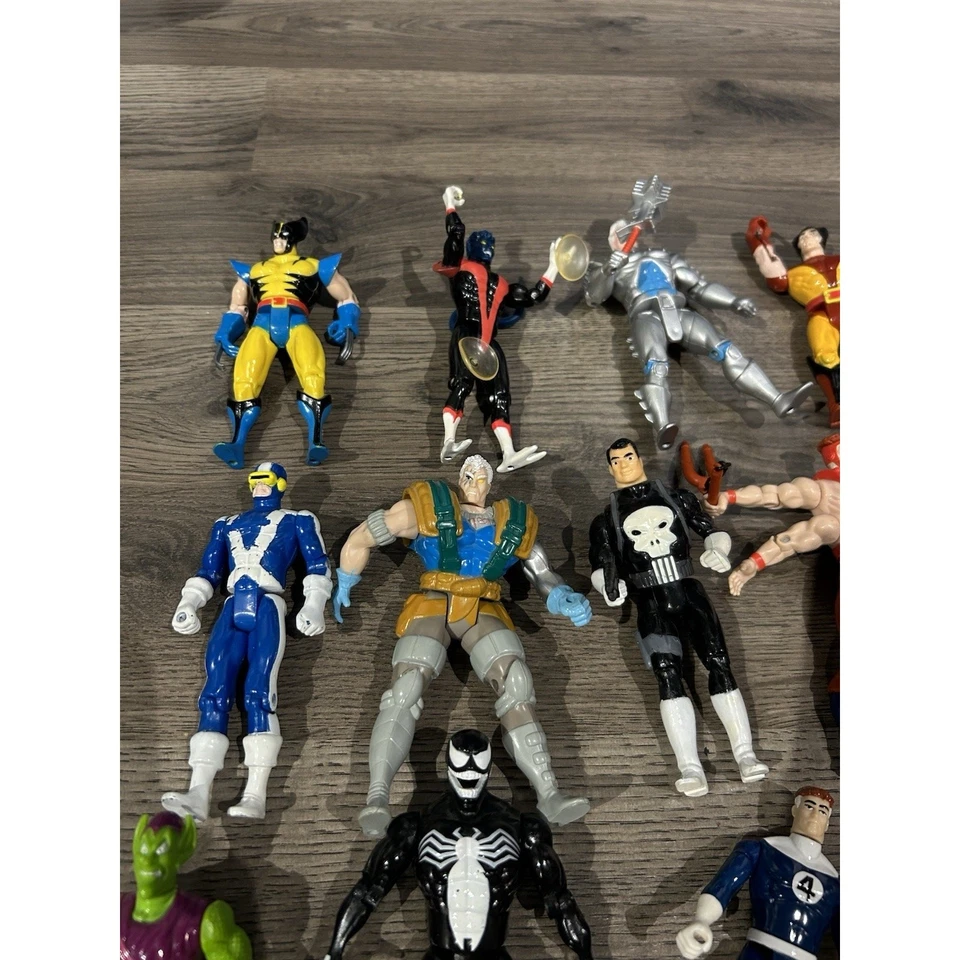 Lote de bonecos de ação Marvel Superheroes da década de 1990 – Toy Biz X-Men, Spider-Man, Venom + - Imagem 2 de 4
