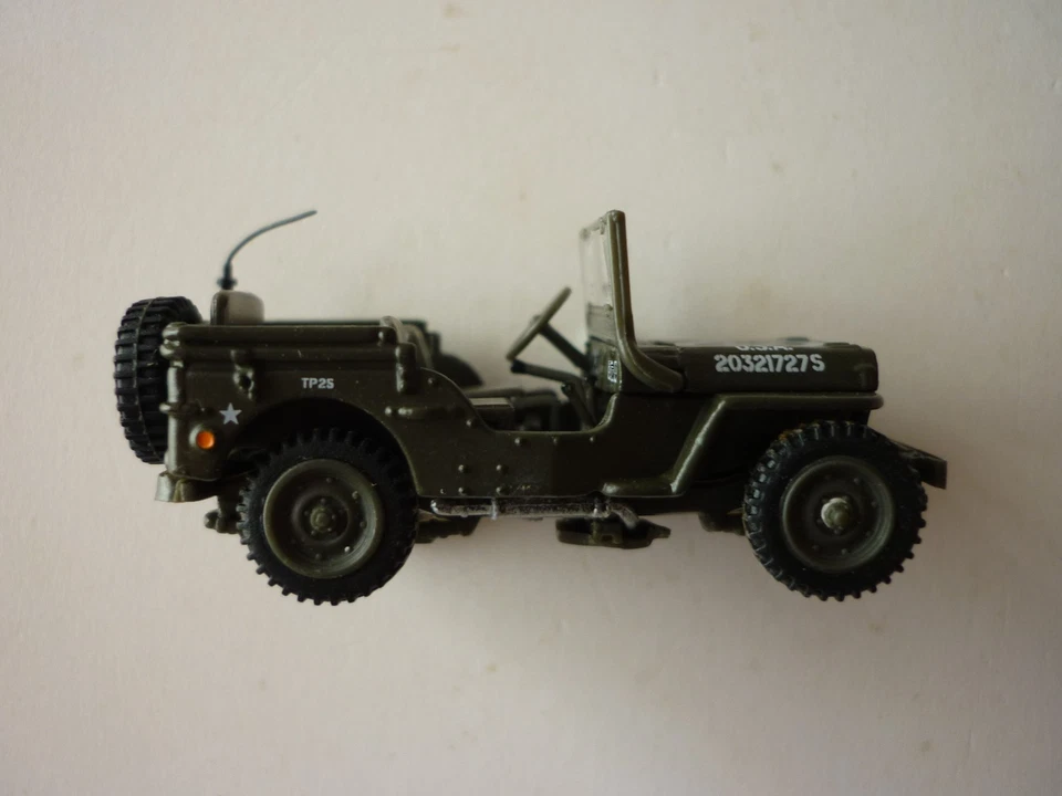 Jeep Willys Military , super détaillée, marque CARARAMA - 1/72 - Photo 3/4