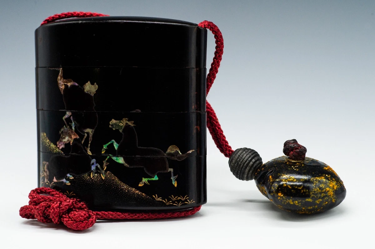 INRO Mother-of-Pearl 