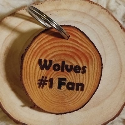 Personalisierter handgefertigter Schlüsselanhänger Holz Wölfe Wolverhampton Fußball #1 Fan