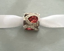 New Chamilia ROYAL PETALS Pink & Clear Swarovski Sterling Bead