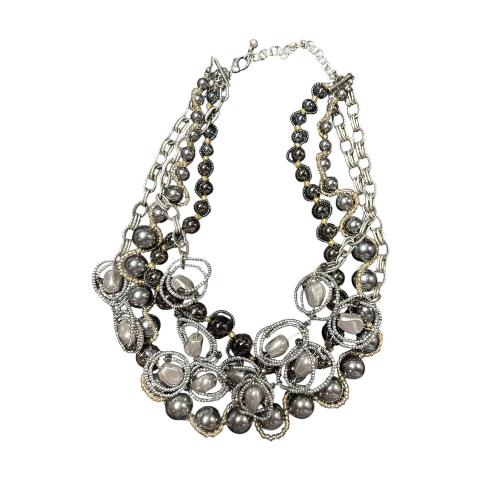 Collar babero llamativo con cuentas de plata en capas tono plata CHICO'S C301 Foto 2 de 4