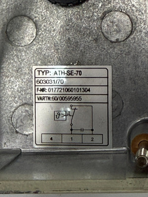 Jumo Typ ATHSE70 603031/70 Aufputz Thermostat Kapillare Typ 20..500°C