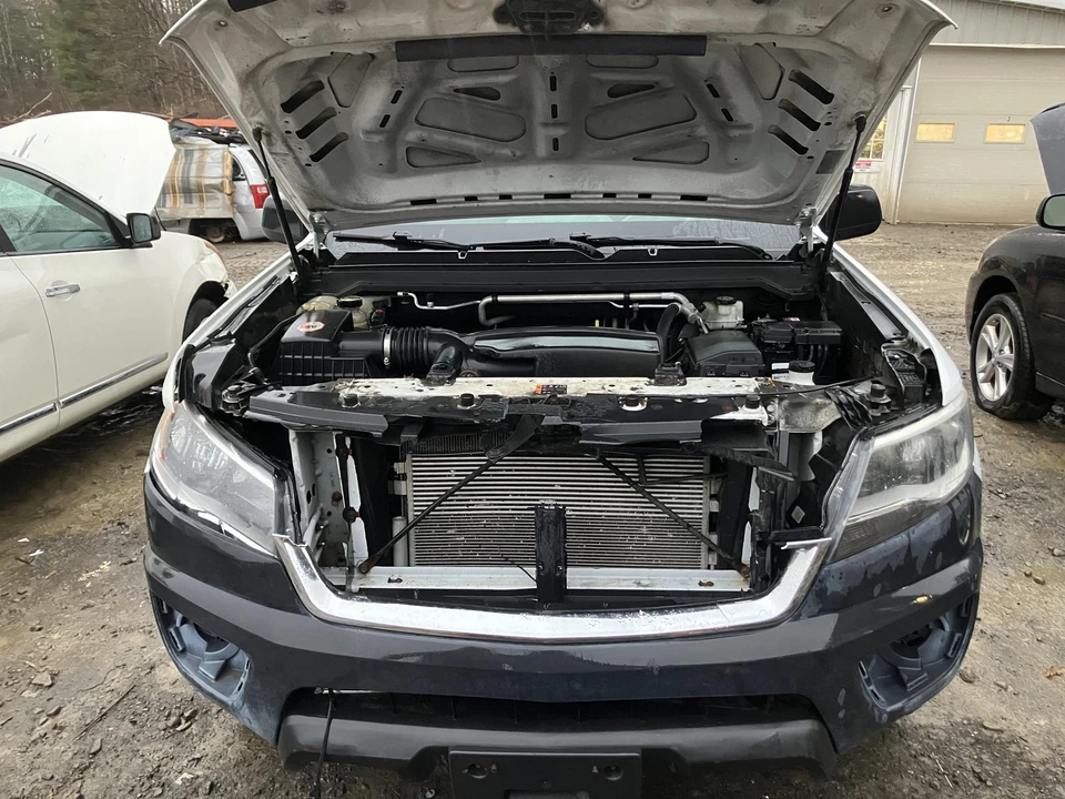 15 CHEVY COLORADO Radiator Support Foto 2 de 4