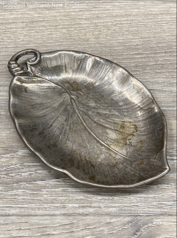 Vintage Sterling Silver Leaf Pattern Serving Dish Plate 6 1/2" L 4 1/4" W 79.53g