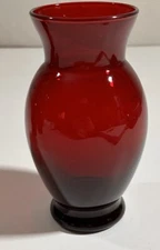 Vintage ANCHOR HOCKING  -Royal Ruby- Dark Red 6" Flared Vase. VGC