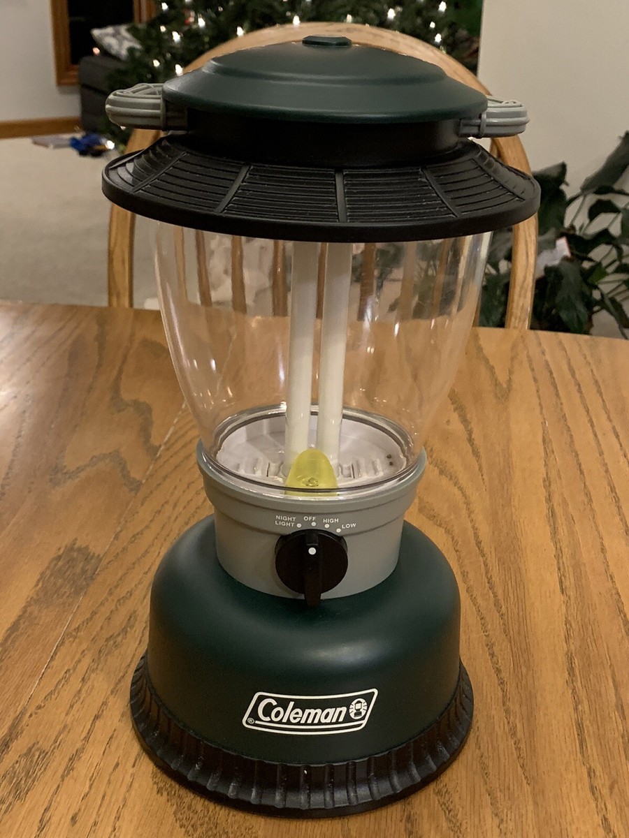 Coleman Green Lantern Model 5327 Series (8-D Size Batteries Coleman Green Lantern Model 5327 Series (8-D Size Batteries