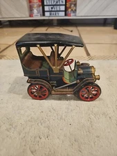 VINTAGE TRADE MARKS MODERN TOYS JAPAN LEVER ACTION CAR FORD TIN MODEL WORKS!!
