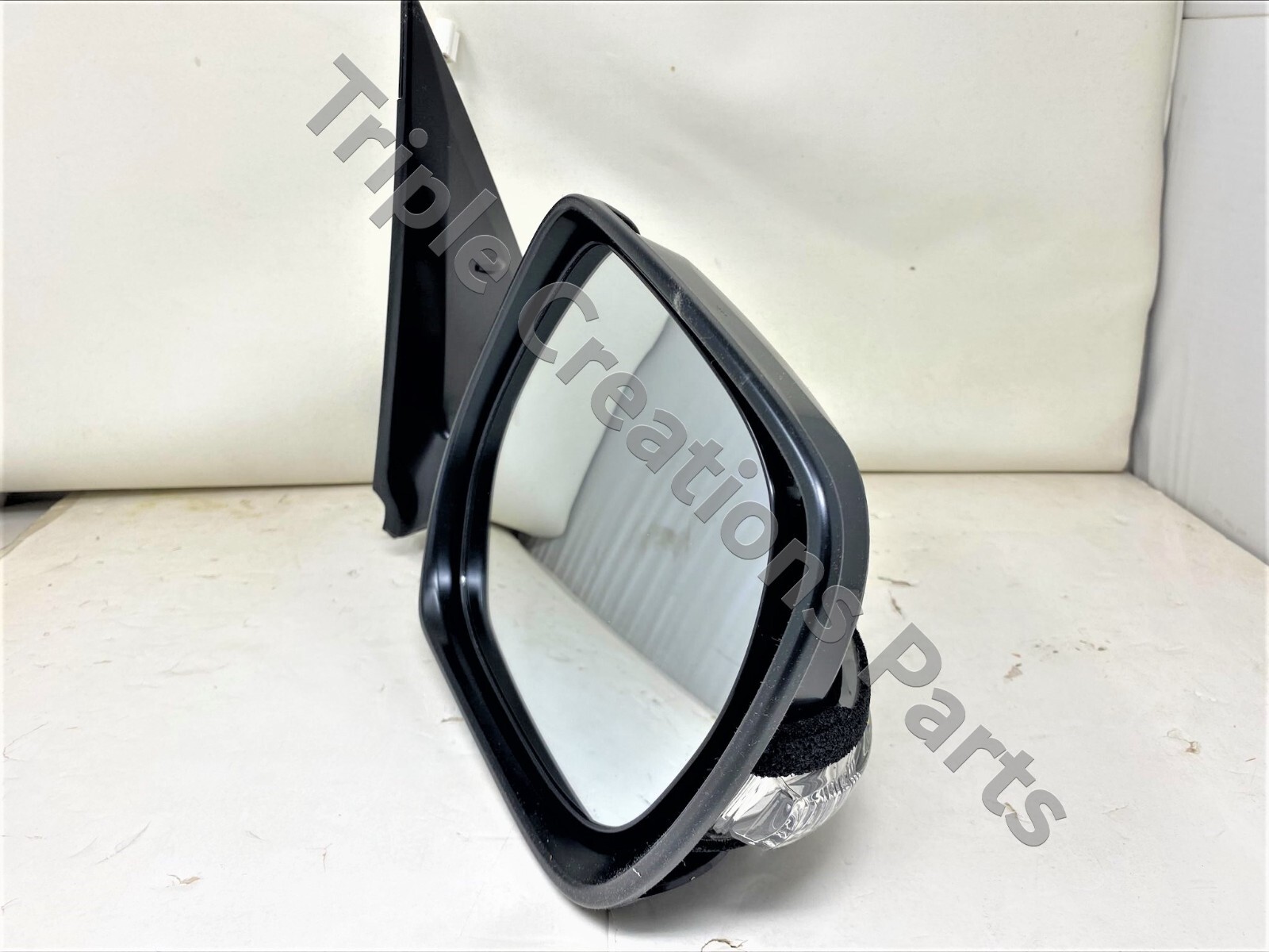 GENUINE 8791060G31 OEM TOYOTA MIRROR ASSY, OUTER REAR VIEW, RH 