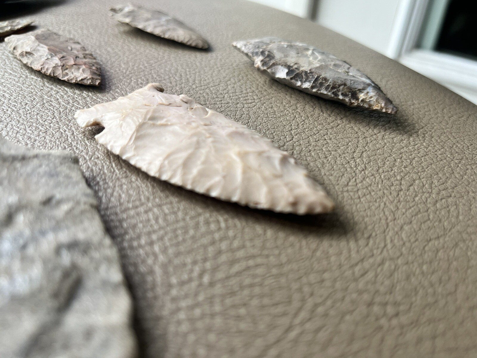 Awesome Group of High Grade Arrowheads * Missouri , Colorado , And