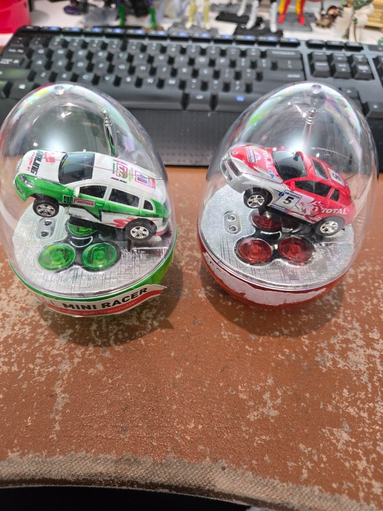 1/64 Egg Shell Mini RC Race Cars with Headlights, Remote & Charger
