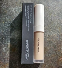 Laura Mercier 4C1 Real Flawless Weightless Perfecting Concealer .18 oz NIB!
