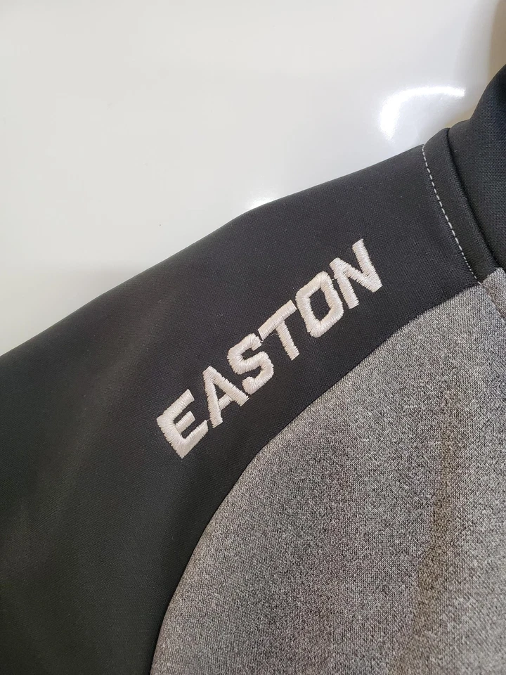 Pulôver Easton com capuz masculino cinza médio preto manga curta poliéster atlético - Imagem 3 de 4