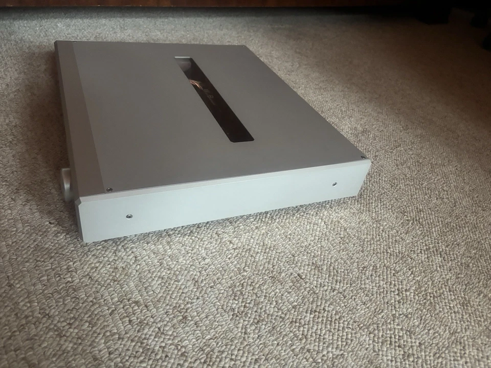 T+A PA 1260 R silber Vollverstärker - Bild 2 von 4