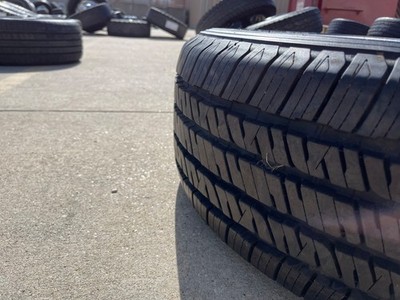 (1) 265/60/20 Bridgestone Dueler H/T tire 121R M+S 265/60R20 LT 10 ply LR E