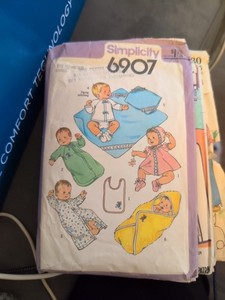 6907 Simplicity  Pattern Newborn Babies Layette Sleeper Bonnet Kimono Sack Uncut