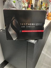 empty Skechers shoe box