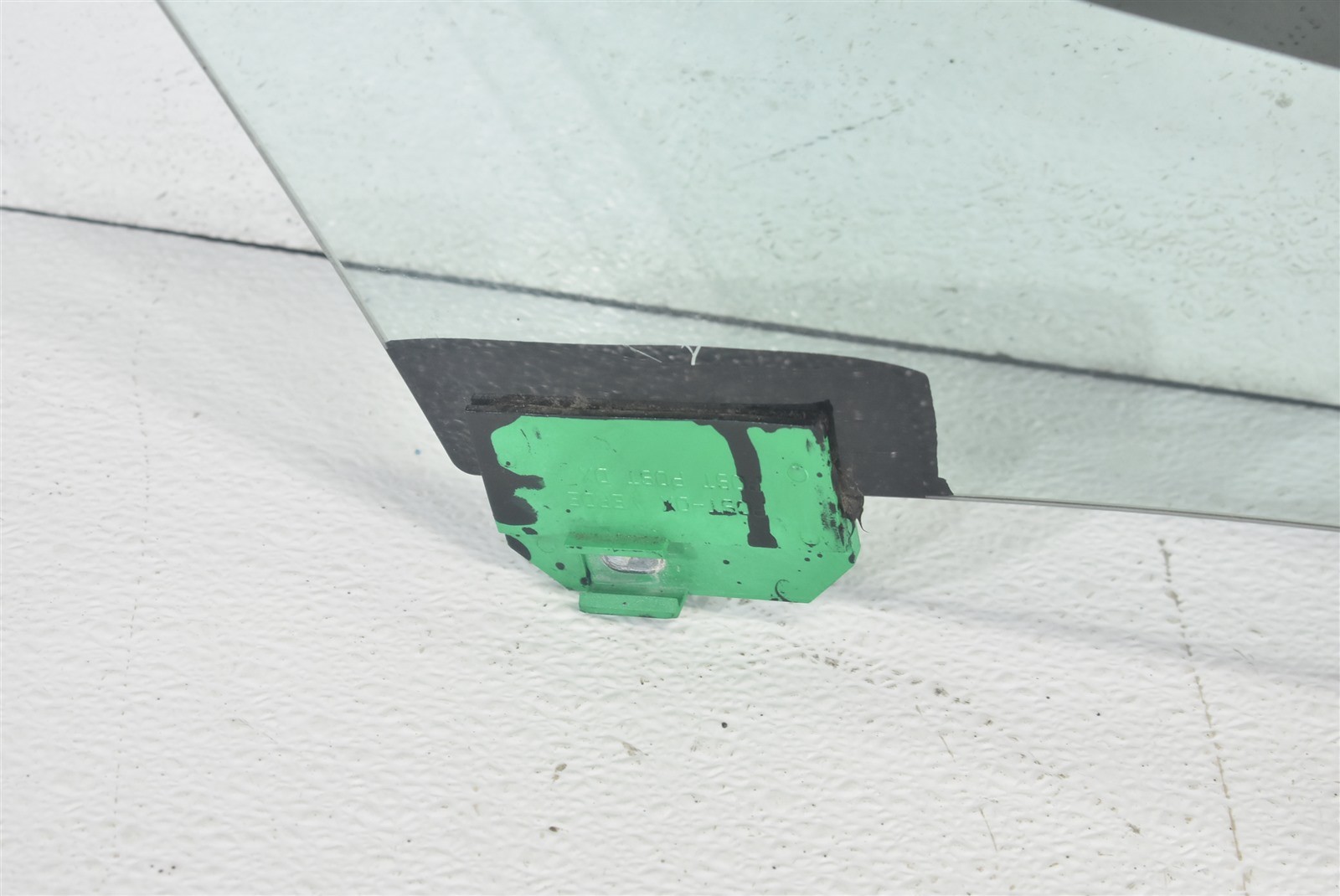 2003-2012 Maserati Quattroporte S Door Window Glass Rear Right Passenger 03-12