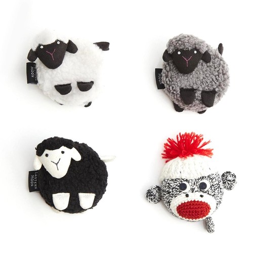LANTERN MOON Sheep tape measure, BLACK SHEEP - Picture 3 of 4