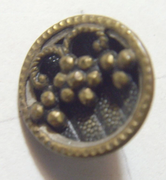 1800s antique museum grade collector assorted metal buttons lot 54066 - Image 4 of 4