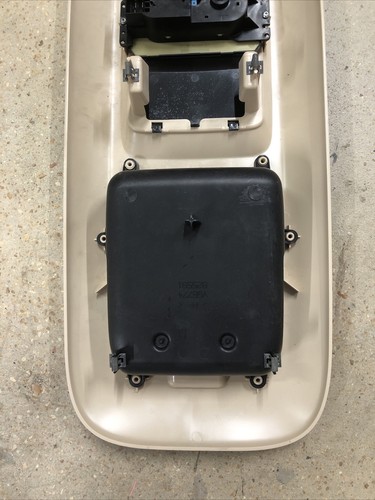 Used Ford Overhead Roof Dome Console (Fits 03-06 Exp) #4L14 78519A58 ABBJBN. - Picture 6 of 10
