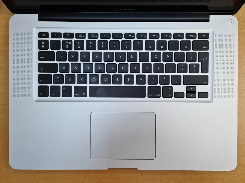 Apple MacBook Pro 15" 2011 · i7 · 16GB · 250GB, photo 3 of 5