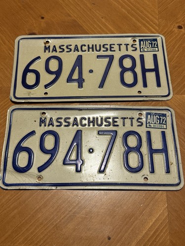Paar Oldtimer Massachusetts MA Nummernschilder 694-78H 1972 Ablaufdatum