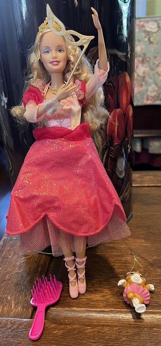 Barbie interactive filante Princesse Geneviève 2006 NRFB, 12