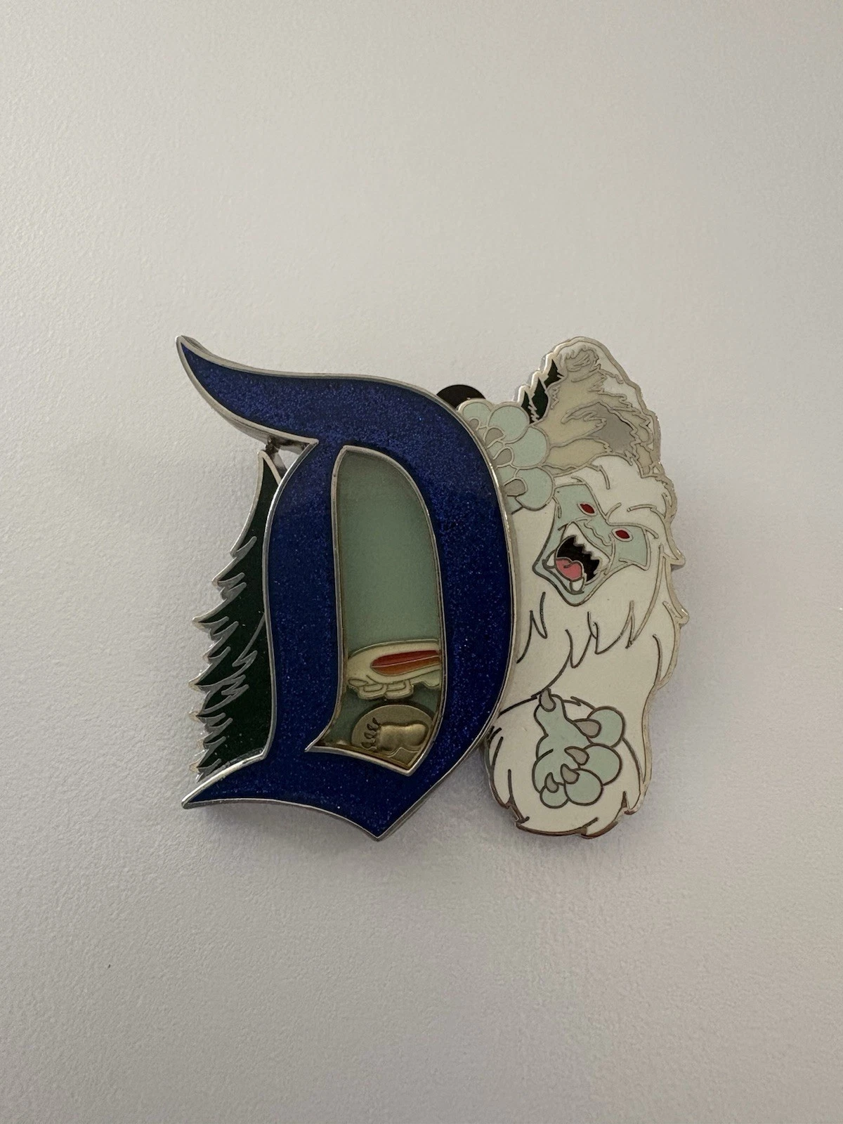 Disney Pin Disneyland Logo Matterhorn Abominable Snowman Charm Pin Ltd Ed 3000