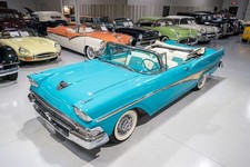 1958 Ford Fairlane 500 Galaxie Sunliner 