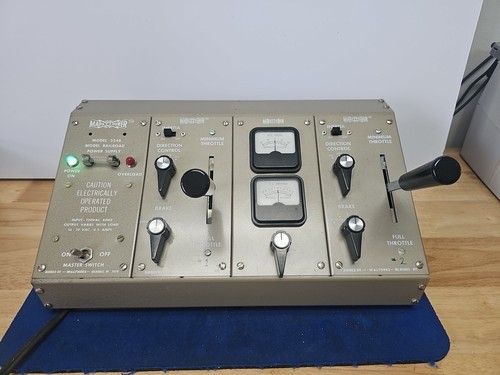  Walthers MARN-O-POWER Power Supply, Throttles & Modular Panel Powers Up Dual 