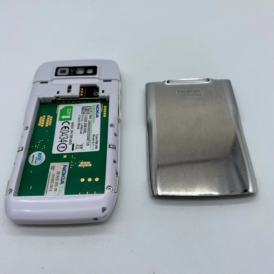 Original Nokia E Series E71 Unlocked QWERTY Keypad 3G WIFI MP3 3.15MP CellPhone  - Image 3 of 4