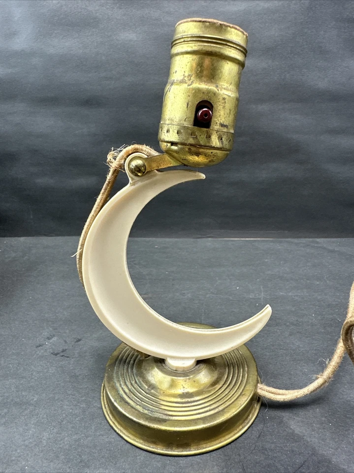 Rare Vintage Art Deco Bakelite Crescent Wall Sconce Table Light Lamp - Image 2 of 4