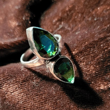 Green Glass Ring - Size 7
