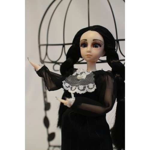 Custom Wednesday Addams Repaint Puppe EICHE - Bild 6 von 11