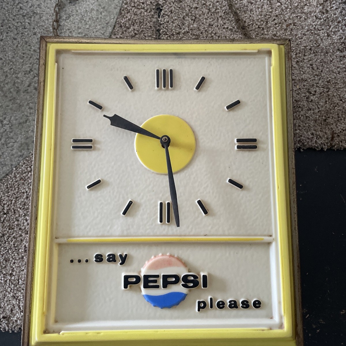 Vtg Say Pepsi Please Clock Yellow Light Man Cave Bar Garage Shop