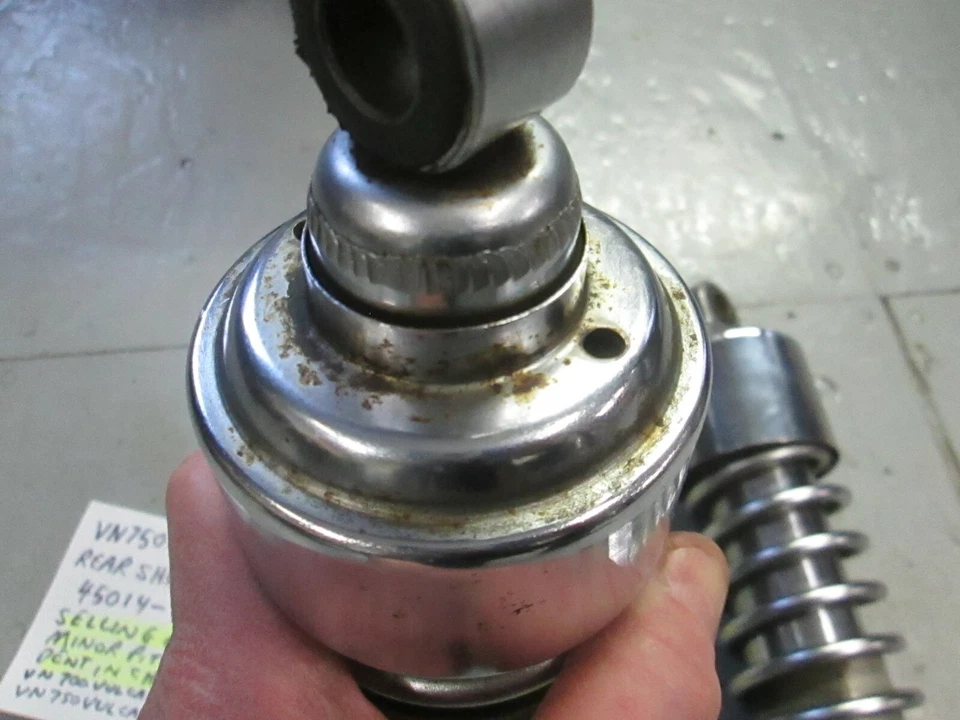 Amortiguadores traseros Kawasaki 1985 VN700 / 1985 - 1998 VN750 VULCAN 45014-1304 Foto 4 de 4